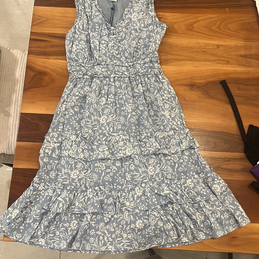 Lucky Brand Blue Floral Sleeveless Tiered Ruffle Size 6